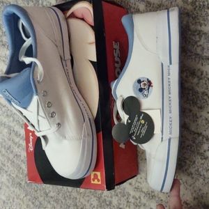Vintage NIB 2001 Mickey Tennis Shoes Sneakers 11